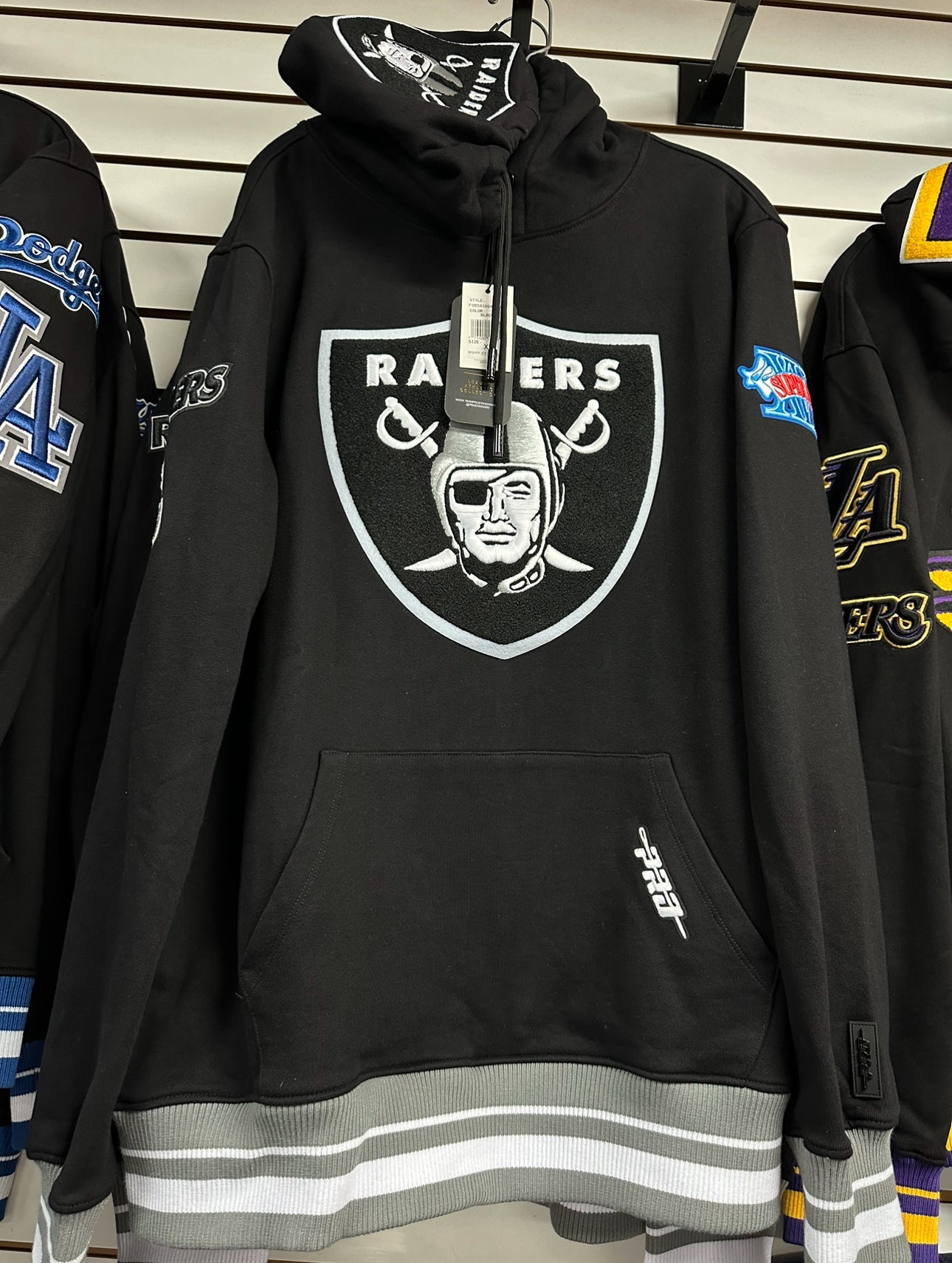 Pro Standard NFL Las Vegas Raiders Mash Up Logo PO Men’s Hoodie